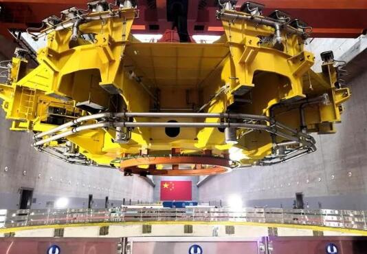 左右開“工”，三峽電站兩臺下機(jī)架同日回裝