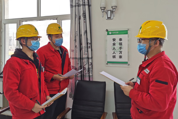 烏海電業(yè)局變電管理處于細微之處見標(biāo)準