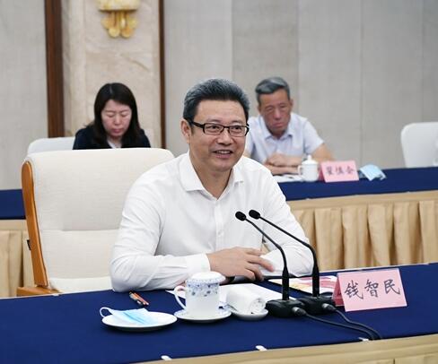 國家電投黨組書記、董事長錢智民拜會重慶市委副書記、市長唐良智