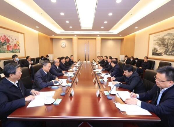 國家電網公司毛偉明、辛保安與生態(tài)環(huán)境部黨組書記孫金龍、部長黃潤秋舉行會談