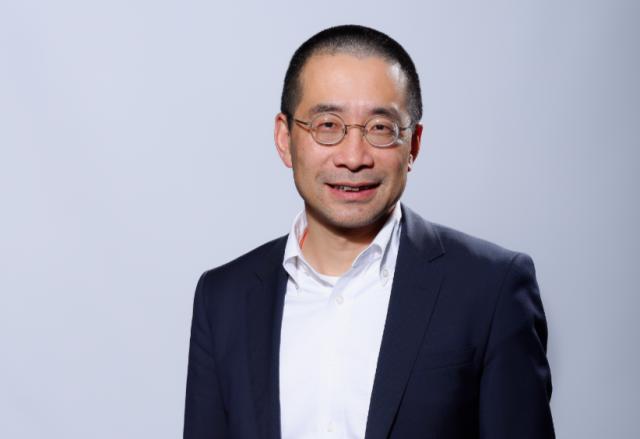 施耐德電氣全球執(zhí)行副總裁、中國區(qū)總裁尹正：提升能源效率助力實現(xiàn)碳中和