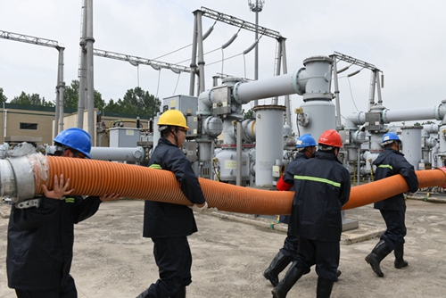 江蘇東?？h供電公司開展2021年變電站防汛應急演練