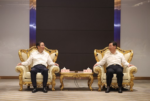 國(guó)家電網(wǎng)董事長(zhǎng)、黨組書(shū)記辛保安拜會(huì)河南省委書(shū)記樓陽(yáng)生、省長(zhǎng)王凱