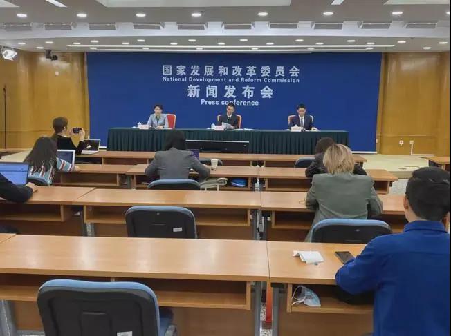 發(fā)改委最新電價(jià)通知明確“高耗能企業(yè)市場(chǎng)交易電價(jià)不受上浮20%限制”！