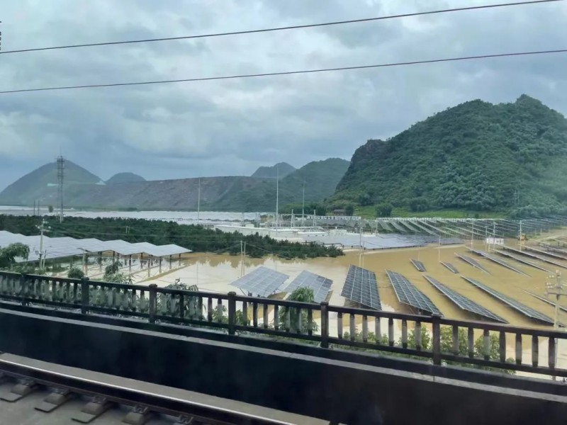 地面電站秒變漂浮電站，又一光伏電站被水淹！