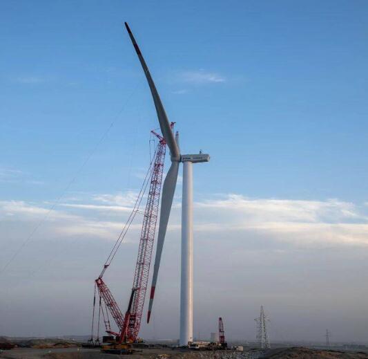 深耕大西北，H171-4MW分散式風(fēng)電項(xiàng)目成功首吊!