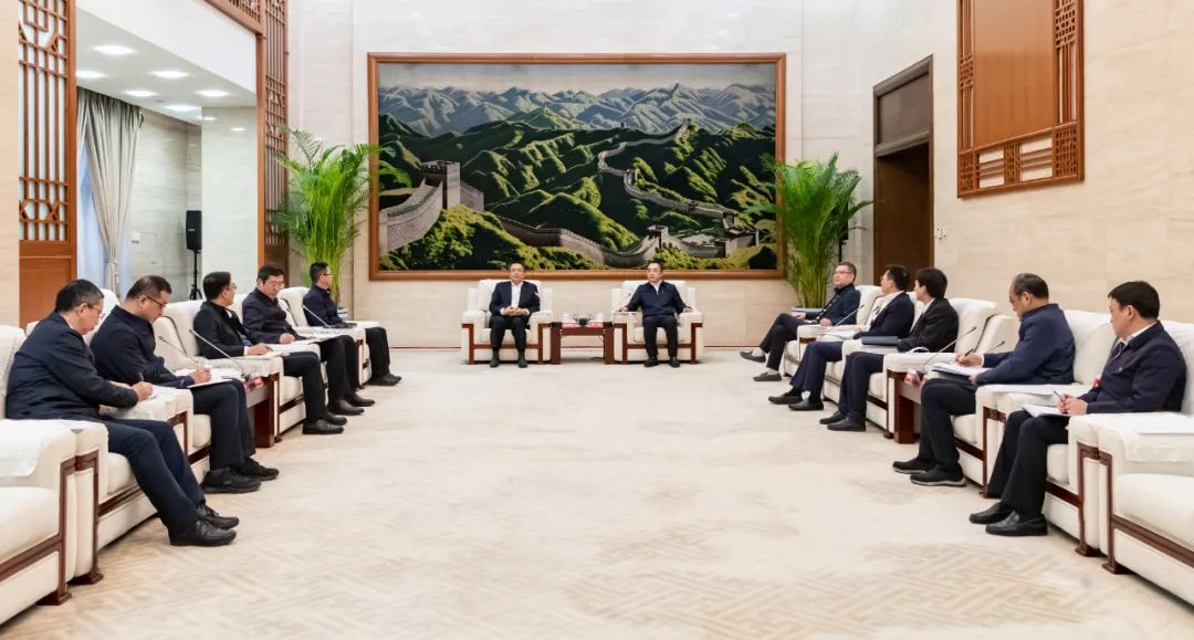 大唐集團(tuán)黨組書記、董事長鄒磊會(huì)見哈電集團(tuán)黨委書記、董事長曹志安