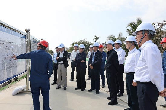 華能集團外部董事到海南分公司及昌江、石島灣核電基地調(diào)研