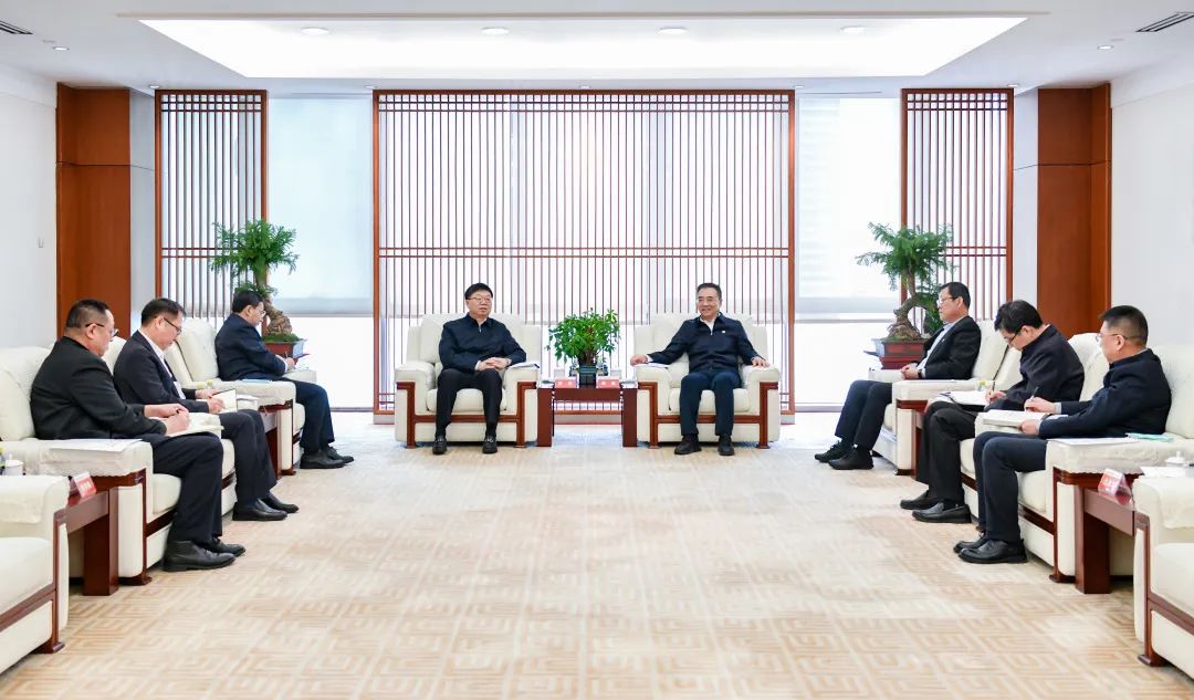 大唐集團(tuán)有限公司黨組書記、董事長鄒磊會(huì)見吉林省委常委、省委秘書長李偉