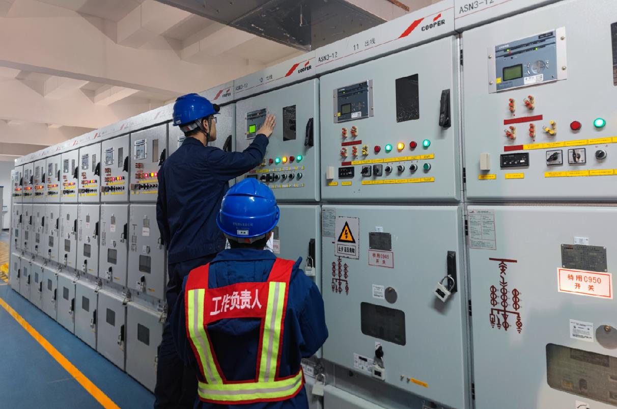 余姚市宏宇輸變電工程公司線路保護修改定值保障電網(wǎng)設(shè)備安全