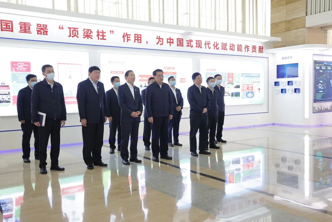 重慶市委書記袁家軍、市長(zhǎng)胡衡華與國(guó)家電網(wǎng)董事長(zhǎng)辛保安、總經(jīng)理張智剛會(huì)談