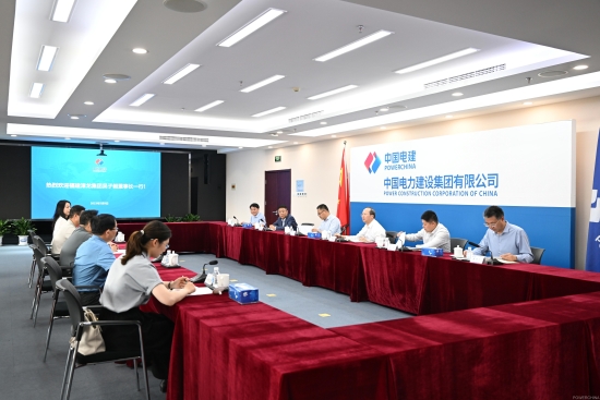中國(guó)電建黨委常委、副總經(jīng)理徐鵬程與漳龍集團(tuán)黨委書記、董事長(zhǎng)吳子毅會(huì)談