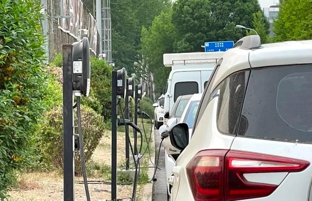 充電站費(fèi)用漲價，新能源車的韭菜終于成熟了?