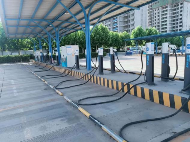 即日起，聊城汽車總站充電樁對外開放啦!