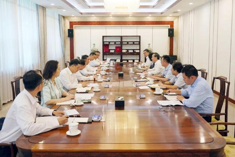 中國能建黨委書記、董事長宋海良與中國貿(mào)促會會長任鴻斌會談