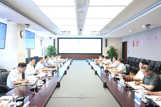 中國電建黨委書記、董事長丁焰章與中國南水北調(diào)集團黨組書記、董事長蔣旭光會談