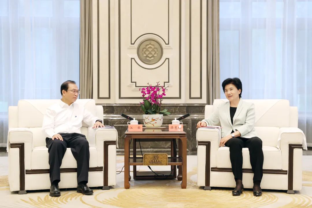 華電集團(tuán)黨組書記、董事長江毅拜會(huì)黑龍江省委副書記、省長梁惠玲
