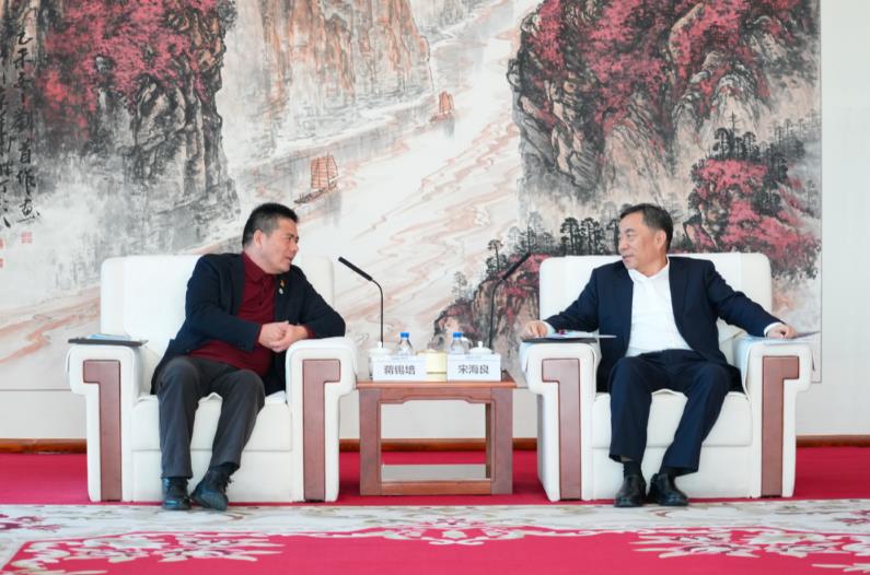 宋海良與“三新”聯(lián)盟成員遠(yuǎn)東控股集團(tuán)創(chuàng)始人、董事局主席蔣錫培會(huì)談