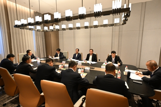 丁焰章與近期新任職子企業(yè)黨委書記、董事長進行集體談話