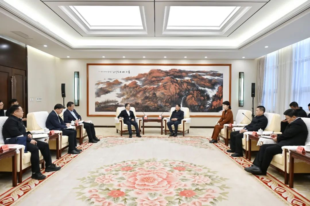 中國大唐集團有限公司董事長鄒磊拜會內蒙古自治區(qū)黨委書記孫紹騁、自治區(qū)主席王莉霞