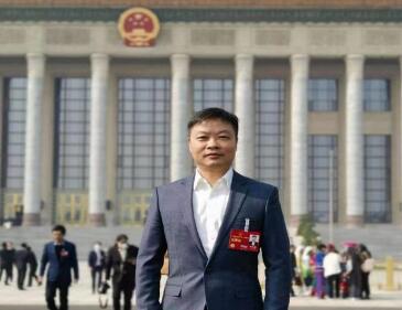 【兩會好聲音】全國人大代表、小鵬汽車董事長何小鵬：探索限定場景無人駕駛法規(guī)，助力車網融合和低空經濟騰飛