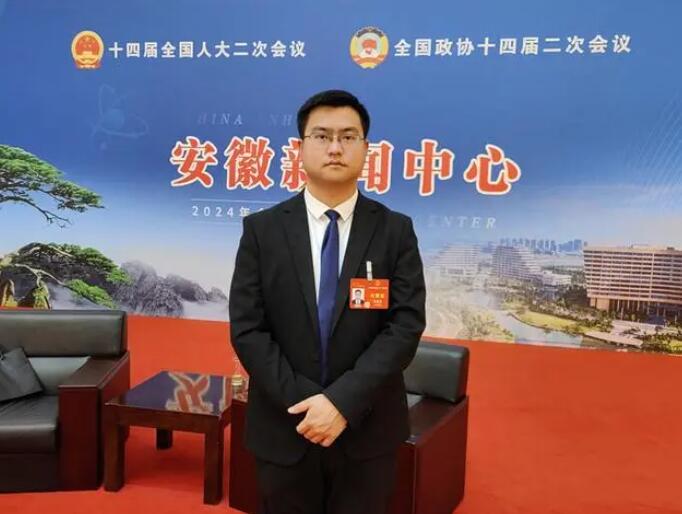 全國(guó)人大代表、國(guó)軒高科姚金?。簶?biāo)準(zhǔn)、技術(shù)、產(chǎn)業(yè)鏈多管齊下，推動(dòng)電化學(xué)儲(chǔ)能產(chǎn)業(yè)高質(zhì)量發(fā)展