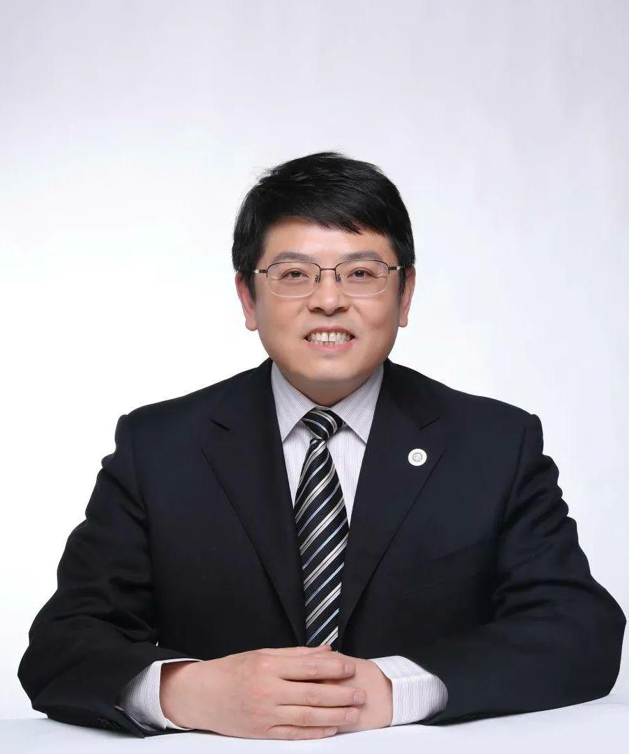 北大副校長董志勇：警惕中國新能源“產(chǎn)能過?！钡难哉撓葳? width=