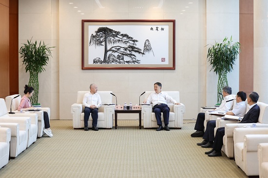 華能集團黨組書記、董事長溫樞剛會見?？谑惺虚L丁暉