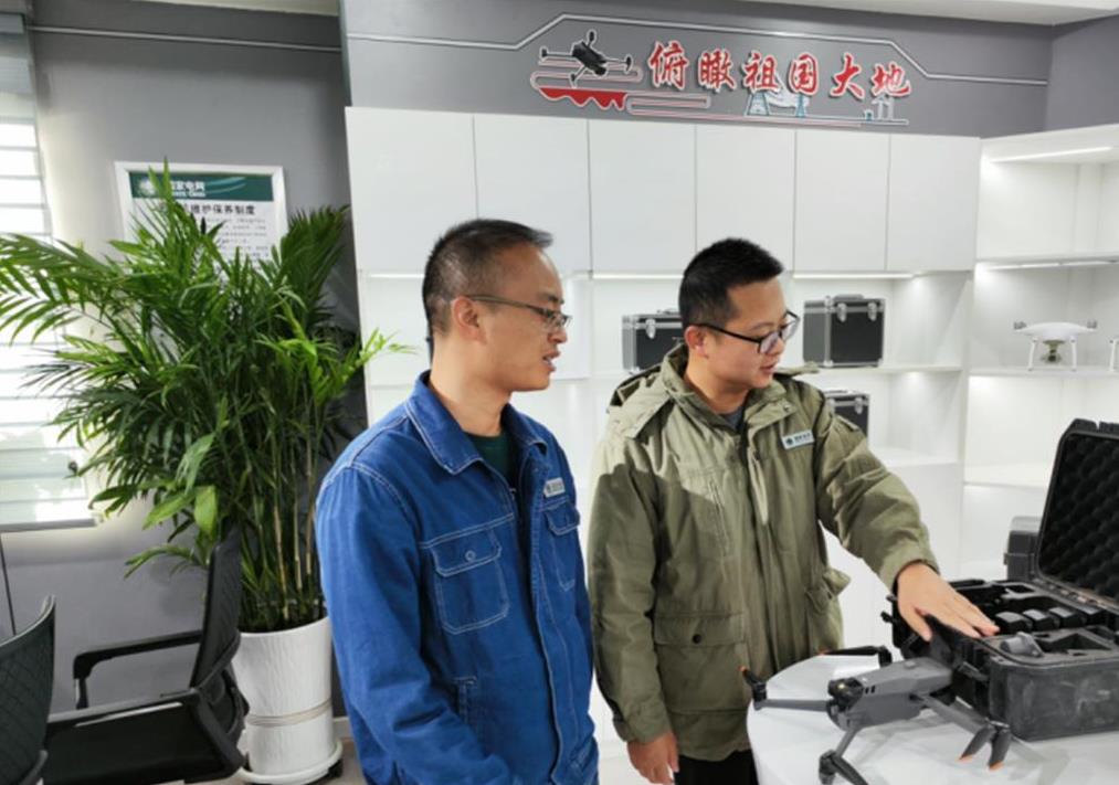 張著峰：從鄂城到肅北，電力幫扶路不停