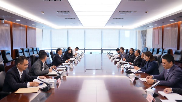華電黨組副書記祖斌會(huì)見南方電網(wǎng)黨組副書記、董事劉啟宏