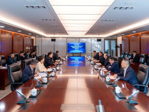 華電集團副總經(jīng)理吳敬凱會見中國電建黨委常委、副總經(jīng)理徐鵬程