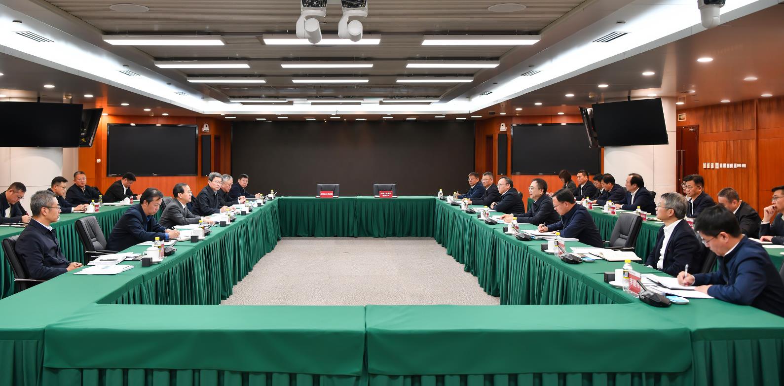 北京市委副書記、市長(zhǎng)殷勇走訪調(diào)研中國(guó)大唐總部