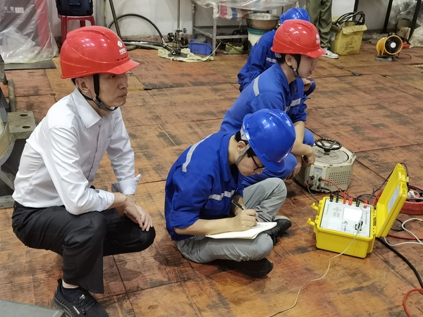 【新春走基層】匠心守護(hù)設(shè)備安，確保電力暢無憂
