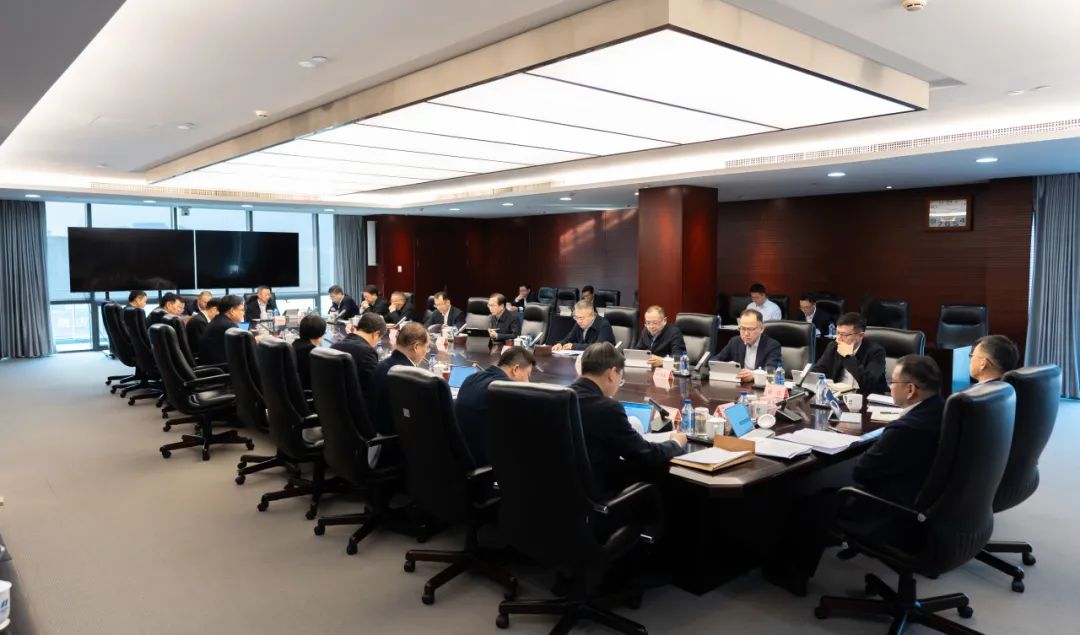 中國華電黨組傳達學習習近平總書記近期重要講話和重要指示精神、上級重要會議精神
