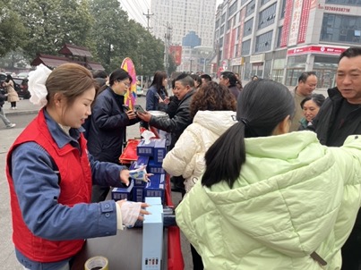 貴州遵義正安供電局：供電送祝福，情暖返鄉(xiāng)路